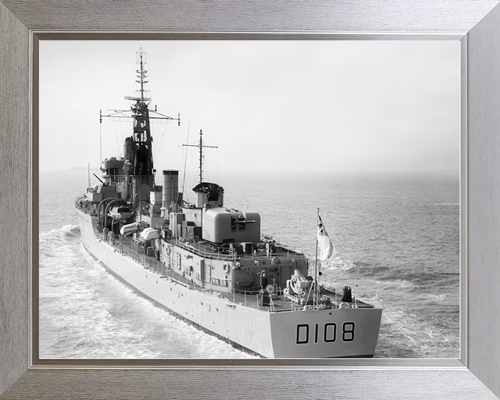 HMS Dainty (D108) Royal Navy Daring Class Destroyer Stern View 1964 Photo Print Wall Art Decor Posters, Prints, & Visual Artwork Hampshire Prints 10 x 8 Silver Frame No