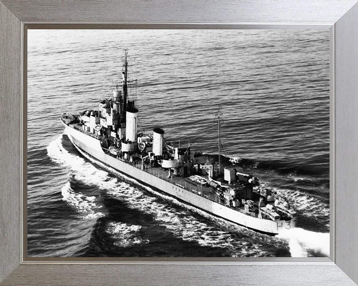 HMS Garland (H37) Photo Print - At Sea 1945 - Royal Navy G Class Destroyer Posters, Prints, & Visual Artwork Hampshire Prints 10 x 8 Silver Frame No