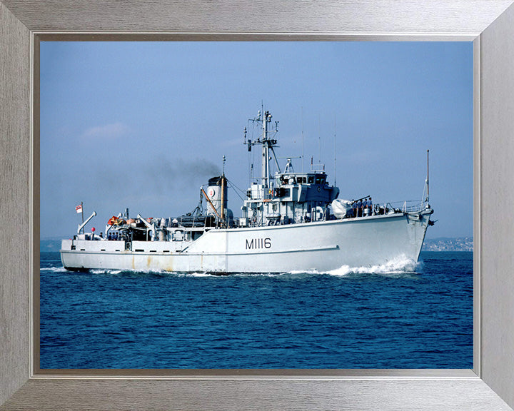 HMS Wilton M1116 | Photo Print | Framed Print | Ton Class | Minesweeper | Royal Navy Hampshire Prints