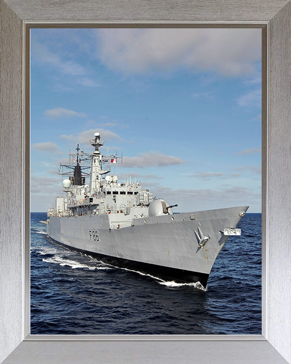 HMS Campbeltown (F86) Royal Navy Type 22 Frigate Starboard Bow View Photo Print Wall Art Decor Posters, Prints, & Visual Artwork Hampshire Prints 10 x 8 Silver Frame No