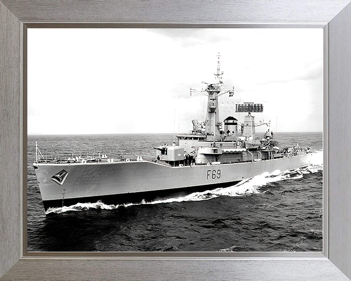 HMS Bacchante (F69) Royal Navy Leander Class Frigate Underway Photo Print Wall Art Decor Posters, Prints, & Visual Artwork Hampshire Prints 10 x 8 Silver Frame No