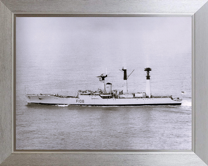 HMS Londonderry (F108) Photo Print - Underway - Royal Navy Rothesay Class Frigate Posters, Prints, & Visual Artwork Hampshire Prints 10 x 8 Silver Frame No