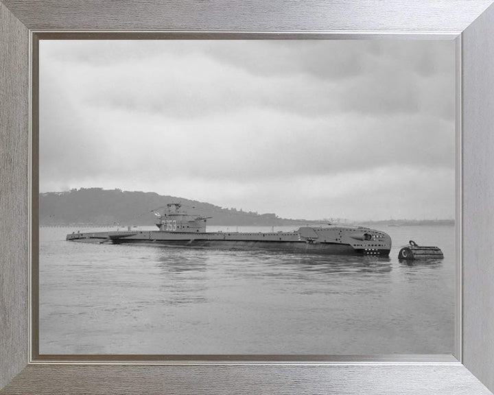 HMS Truncheon P353 Royal Navy T class Submarine Photo Print or Framed Print - Hampshire Prints