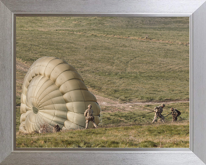 British Army Paratroopers Recover Their Canopies Photo Print Wall Art Military Decor Poster Posters, Prints, & Visual Artwork Hampshire Prints 10 x 8 Silver Frame No