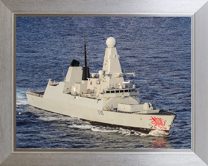 HMS Dragon (D35) Royal Navy Type 45 Destroyer Underway High Starboard View Photo Print Wall Art Decor Posters, Prints, & Visual Artwork Hampshire Prints 10 x 8 Silver Frame No
