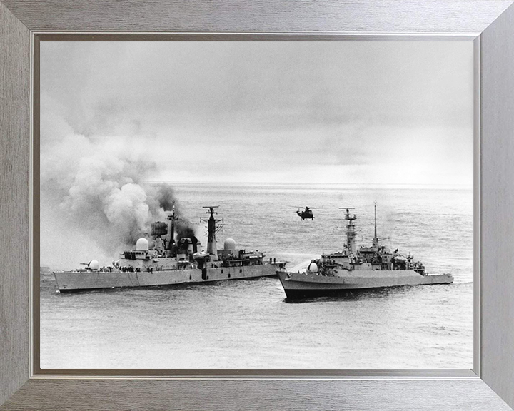 HMS Arrow (F173) alongside HMS Sheffield (D80) Royal Navy Falkland War Photo Print Wall Art Decor Posters, Prints, & Visual Artwork Hampshire Prints 10 x 8 Silver Frame No