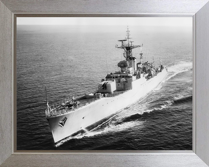 HMS Tenby (F65) Photo Print - At Sea 1963 - Royal Navy Whitby Class Frigate Hampshire Prints 10 x 8 Silver Frame No