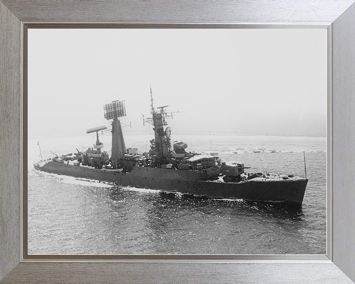 HMS Chichester (F59) Royal Navy Salisbury Class Frigate Turning to Port Photo Print Wall Art Decor Posters, Prints, & Visual Artwork Hampshire Prints 10 x 8 Silver Frame No