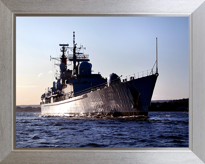 HMS Gloucester D96 Royal Navy Type 42 destroyer Photo Print or Framed Print - Hampshire Prints