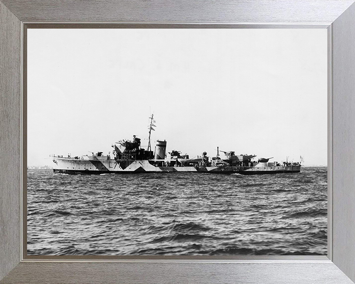 HMS Calpe (L71) Photo Print - At Sea 1942 - Royal Navy Hunt Class Destroyer Posters, Prints, & Visual Artwork Hampshire Prints 10 x 8 Silver Frame No