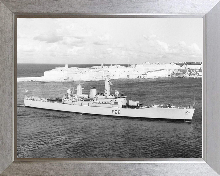 HMS Cleopatra (F28) Royal Navy Leander Class Frigate Valletta Malta Photo Print Wall Art Decor Posters, Prints, & Visual Artwork Hampshire Prints 10 x 8 Silver Frame No
