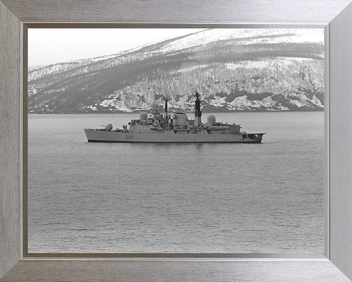 HMS Exeter (D89) Photo Print - Trondheim Fjord - Royal Navy Type 42 Destroyer Hampshire Prints 10 x 8 Silver Frame No
