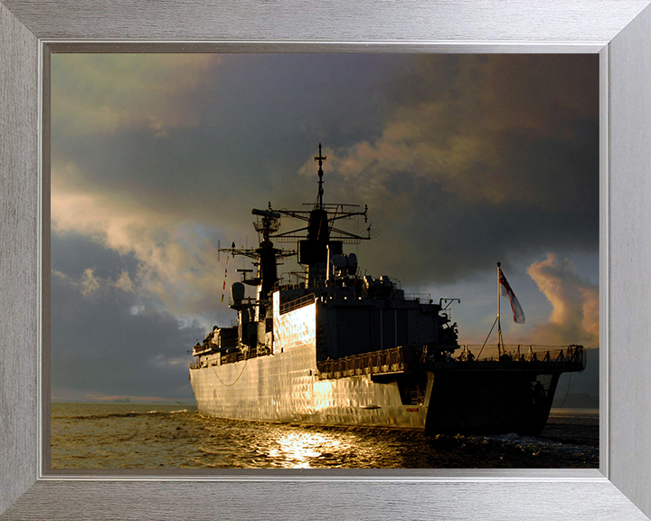 HMS Chatham (F87) Photo Print - Sierra Leone 2006 - Royal Navy Type 22 Frigate Posters, Prints, & Visual Artwork Hampshire Prints 10 x 8 Silver Frame No