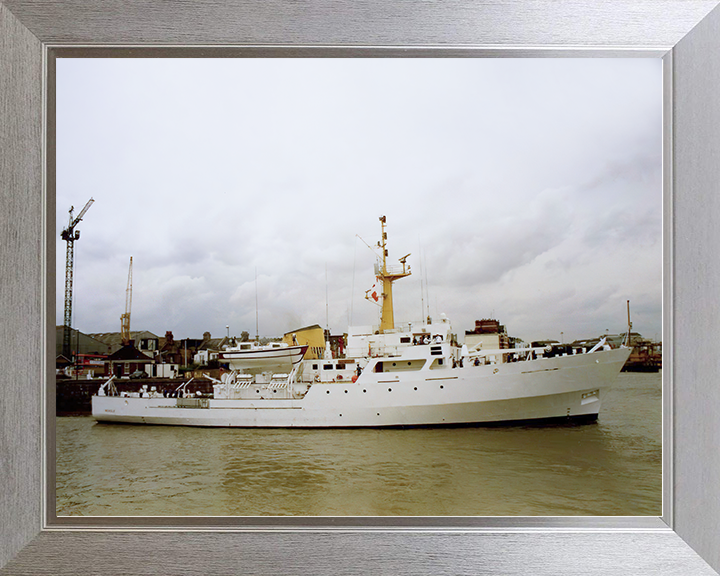HMS Beagle (A319) Royal Navy Bulldog Class Survey Vessel Starboard Beam View Photo Print Wall Art Decor Posters, Prints, & Visual Artwork Hampshire Prints 10 x 8 Silver Frame No