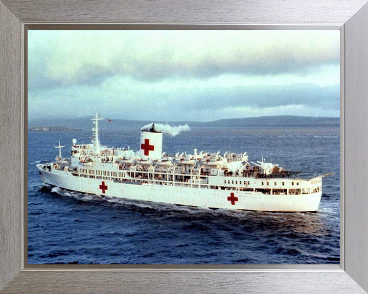SS Uganda | Photo Print | Framed Print | Poster | Hospital Ship | Royal Navy Hampshire Prints