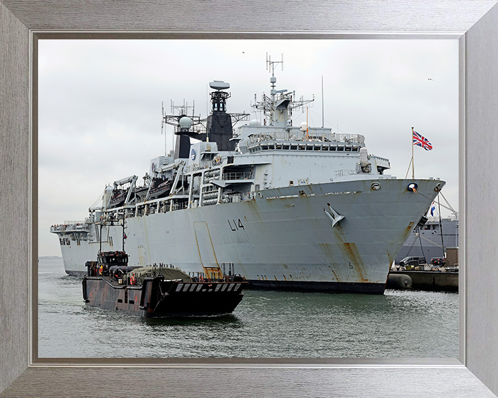 HMS Albion L14 | Photo Print | Framed Print | Albion Class | Amphibious ship | Royal Navy Hampshire Prints