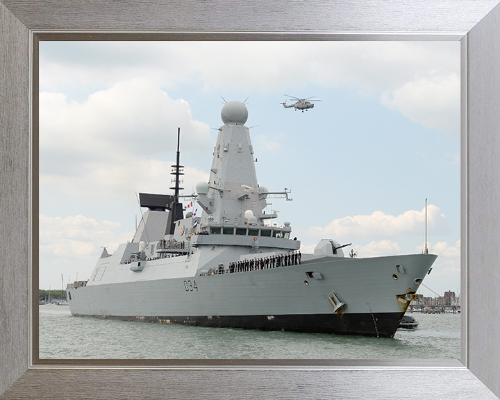 HMS Diamond (D34) Photo Print - Homecoming 2014 - Royal Navy Type 45 Destroyer Posters, Prints, & Visual Artwork Hampshire Prints 10 x 8 Silver Frame No