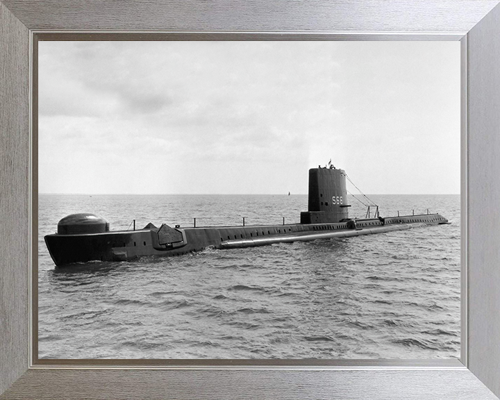 HMS Alderney (S66) (P416) Photo Print - Port Side View - Royal Navy Amphion Class Submarine Hampshire Prints 10 x 8 Silver Frame No