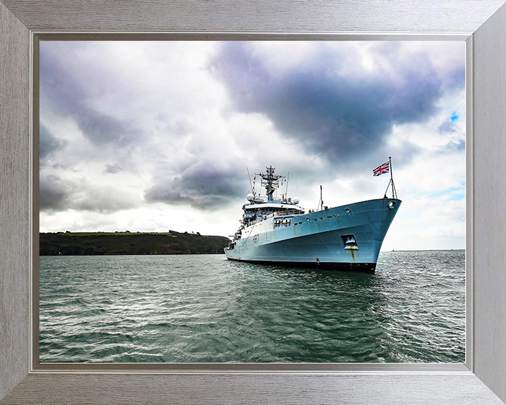 HMS Echo (H87) Royal Navy Echo Class Survey Vessel At Anchor Photo Print Wall Art Decor Posters, Prints, & Visual Artwork Hampshire Prints 10 x 8 Silver Frame No