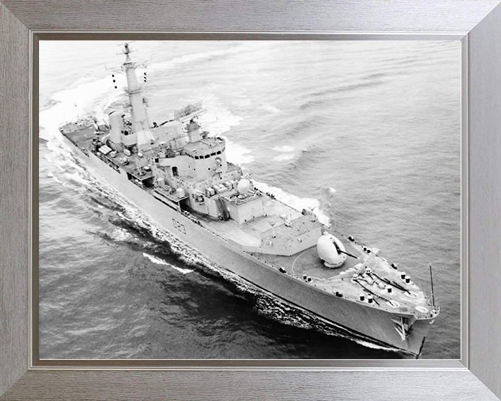 HMS Bristol (D23) Royal Navy Type 82 Destroyer Turning to Port Photo Print Wall Art Naval Decor Posters, Prints, & Visual Artwork Hampshire Prints 10 x 8 Silver Frame No