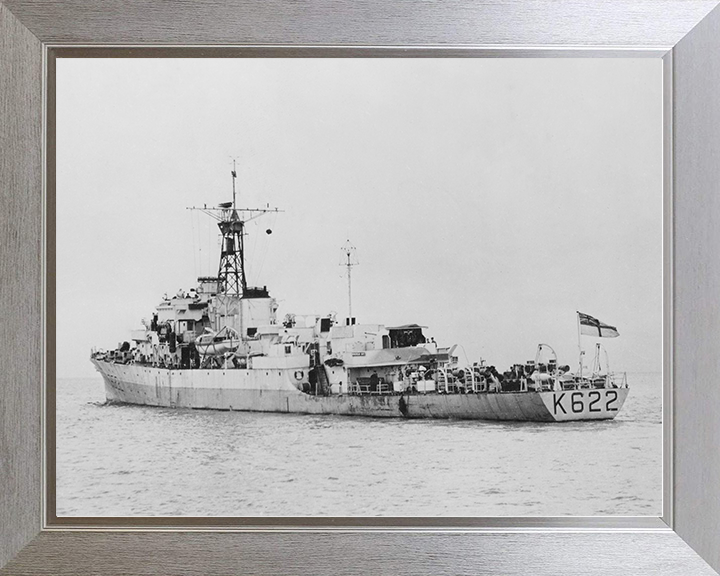 HMS Burghead Bay (K622) (F622) Royal Navy Bay Class Frigate Port Side Photo Print Wall Art Decor Posters, Prints, & Visual Artwork Hampshire Prints 10 x 8 Silver Frame No