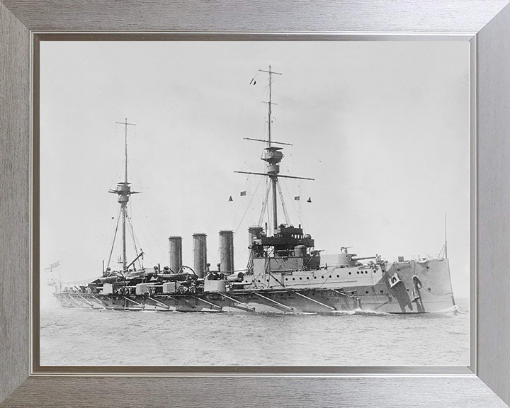 HMS Achilles (1905) Royal Navy Warrior Class Armoured Cruiser Photo Print Starboard Bow View Warship Wall Art Posters, Prints, & Visual Artwork Hampshire Prints 10 x 8 Silver Frame No