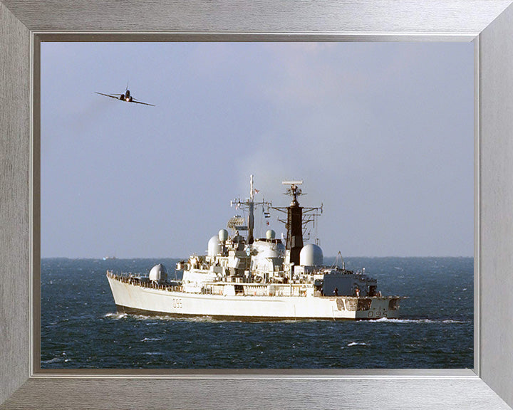 HMS Manchester D95 Royal Navy Type 42 destroyer Photo Print or Framed Print - Hampshire Prints