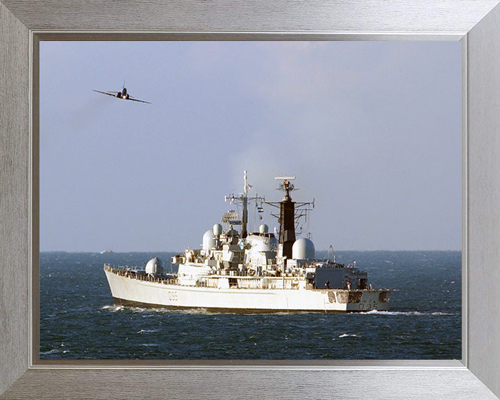 HMS Manchester (D95) Photo Print - Port Quarter View - Royal Navy Type 42 Destroyer Hampshire Prints 10 x 8 Silver Frame No