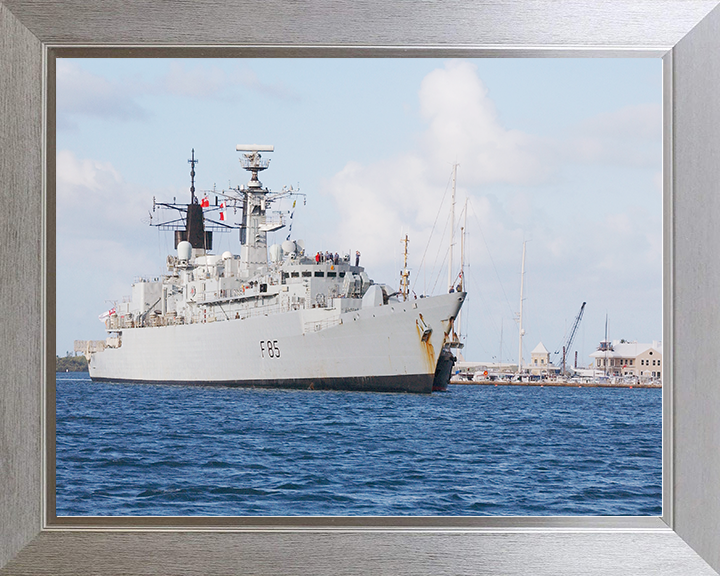 HMS Cumberland (F85) Royal Navy Type 22 Frigate Entering Bermuda 2005 Photo Print Wall Art Decor Posters, Prints, & Visual Artwork Hampshire Prints 10 x 8 Silver Frame No