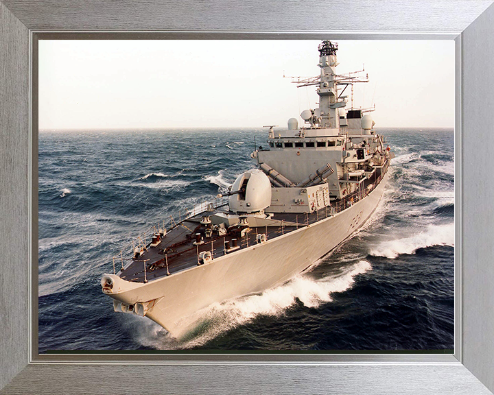 HMS Argyll (F231) Royal Navy Type 23 Frigate At Sea 2002 Photo Print Wall Art Decor Posters, Prints, & Visual Artwork Hampshire Prints 10 x 8 Silver Frame No