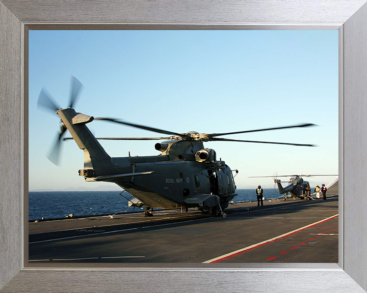 Merlin Helicopter on HMS Illustrious Photo Print - Royal Navy Aircraft Hampshire Prints 10 x 8 Silver Frame No