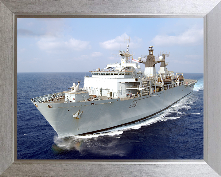 HMS Bulwark (L15) Photo Print - Operation Highbrow 2006 - Royal Navy Albion Class Amphibious Ship Hampshire Prints 10 x 8 Silver Frame No