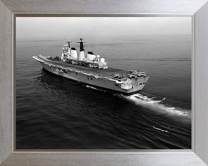 HMS Invincible R05 | Photo Print | Framed Print | Invincible Class | Aircraft Carrier | Royal Navy Hampshire Prints