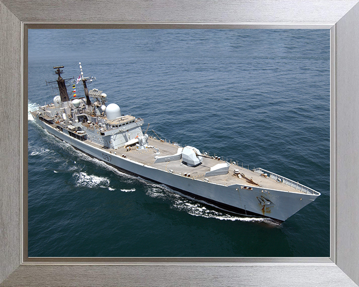 HMS Edinburgh (D97) Royal Navy Type 42 Destroyer Upper Deck View Photo Print Wall Art Decor Posters, Prints, & Visual Artwork Hampshire Prints 10 x 8 Silver Frame No