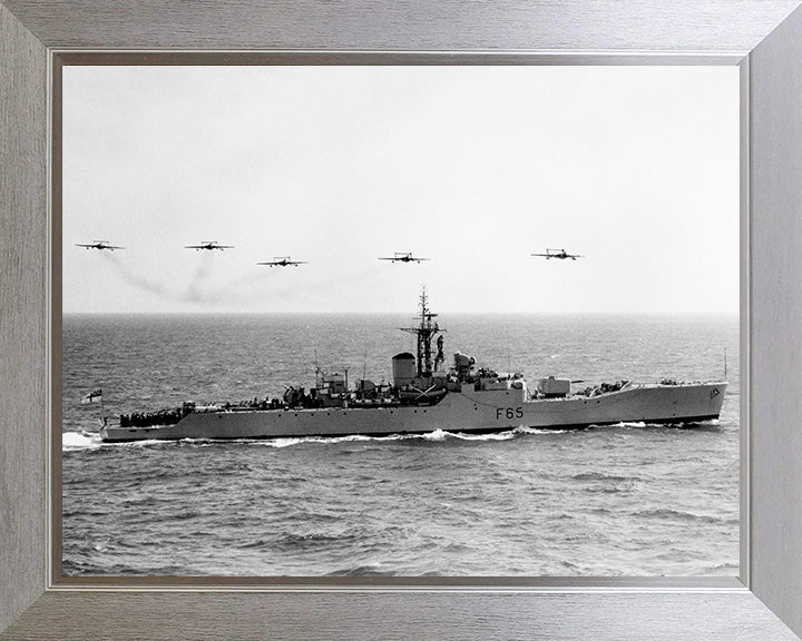 HMS Tenby F65 | Photo Print | Framed Print | Poster | Whitby Class | Frigate | Royal Navy Hampshire Prints