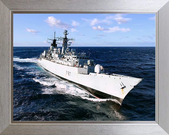 HMS Chatham (F87) Royal Navy Type 22 Frigate Gulf of Aden 2010 Photo Print Wall Art Decor Posters, Prints, & Visual Artwork Hampshire Prints 10 x 8 Silver Frame No