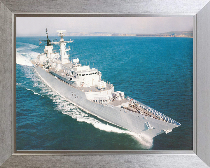 HMS Brave (F94) Royal Navy Type 22 Frigate High Starboard Bow View Photo Print Wall Art Decor Posters, Prints, & Visual Artwork Hampshire Prints 10 x 8 Silver Frame No