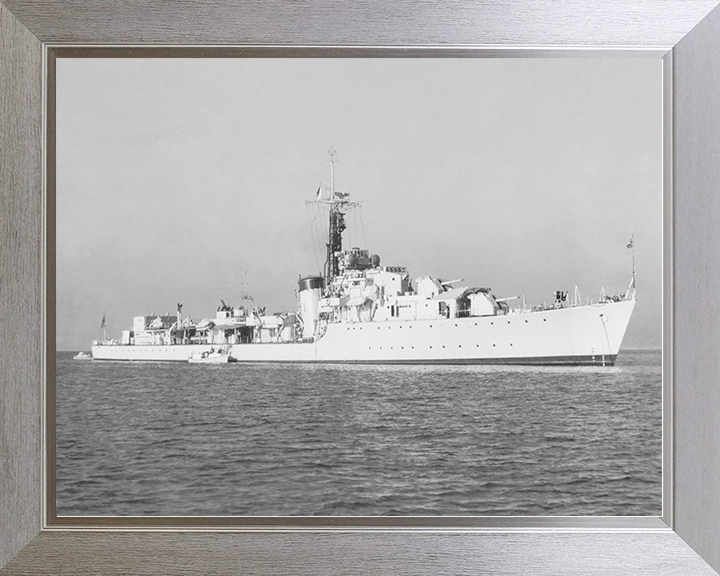 HMS Chequers (R61) Royal Navy C Class Destroyer Starboard Beam View Photo Print Wall Art Decor Posters, Prints, & Visual Artwork Hampshire Prints 10 x 8 Silver Frame No
