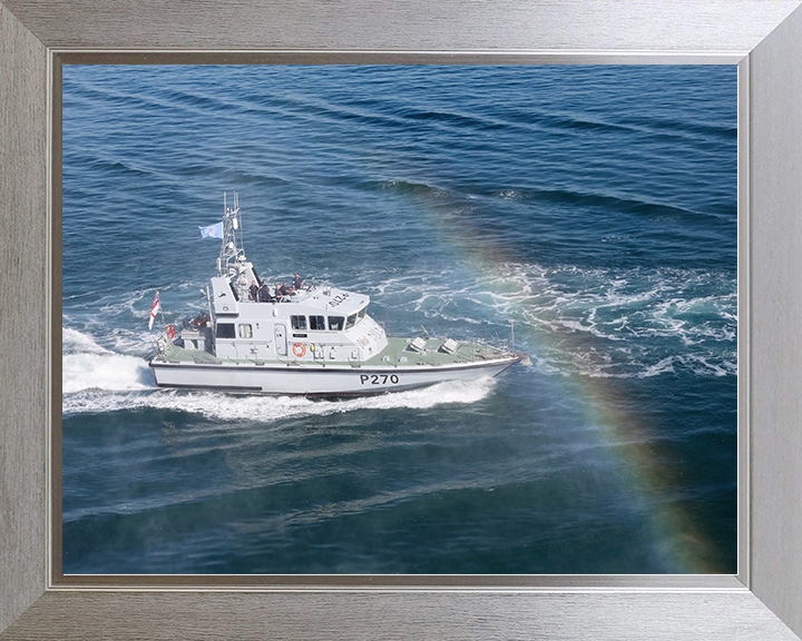 HMS Biter (P270) Royal Navy Archer Class P2000 Patrol Vessel Starboard View Photo Print Wall Art Decor Posters, Prints, & Visual Artwork Hampshire Prints 10 x 8 Silver Frame No