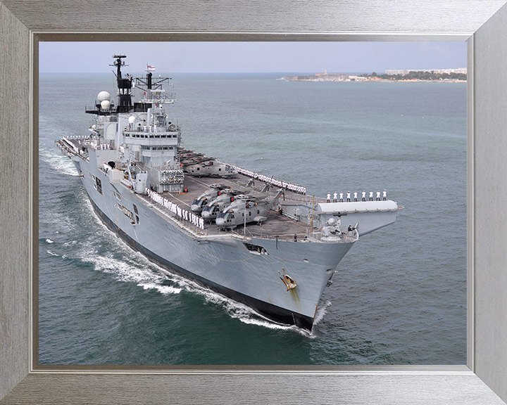 HMS Illustrious R06 | Photo Print | Framed Print | Invincible Class | Aircraft Carrier | Royal Navy Hampshire Prints