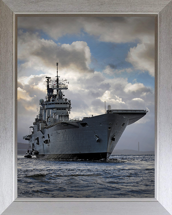 HMS Ark Royal (R07) Photo Print - On the Clyde - Royal Navy Invincible Class Aircraft Carrier Hampshire Prints 10 x 8 Silver Frame No