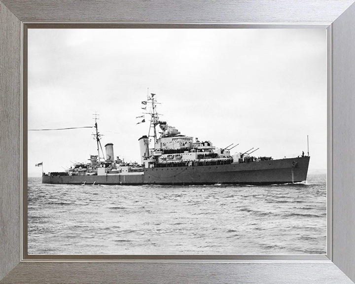HMS Argonaut (61) Royal Navy Dido Class Light Cruiser Paying Off Warship Photo Print Wall Art Decor Posters, Prints, & Visual Artwork Hampshire Prints 10 x 8 Silver Frame No
