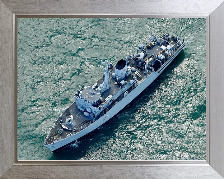 HMS Cattistock (M31) Royal Navy Hunt Class MineHunter From The Air Photo Print Wall Art Decor Posters, Prints, & Visual Artwork Hampshire Prints 10 x 8 Silver Frame No