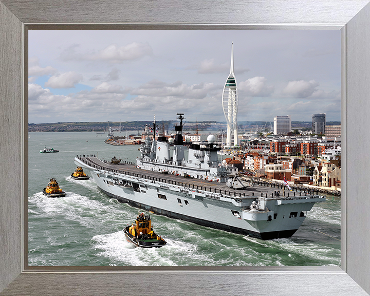 HMS Illustrious R06 | Photo Print | Framed Print | Invincible Class | Aircraft Carrier | Royal Navy Hampshire Prints