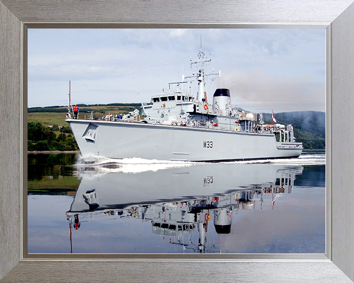HMS Brocklesby (M33) Royal Navy Hunt Class Mine Warfare Vessel Port Side Reflections Photo Print Wall Art Decor Posters, Prints, & Visual Artwork Hampshire Prints 10 x 8 Silver Frame No