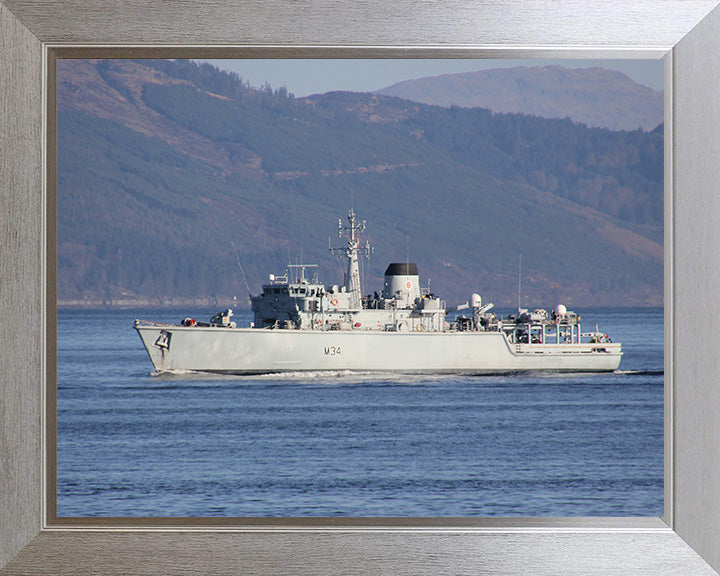 HMS Middleton M34 | Photo Print | Framed Print | Hunt Class | Mine Warfare Vessel | Royal Navy Hampshire Prints
