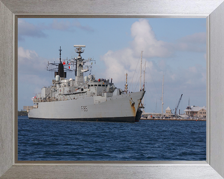 HMS Cumberland (F85) Photo Print - Entering Bermuda 2005 - Royal Navy Type 22 Frigate Posters, Prints, & Visual Artwork Hampshire Prints 10 x 8 Silver Frame No