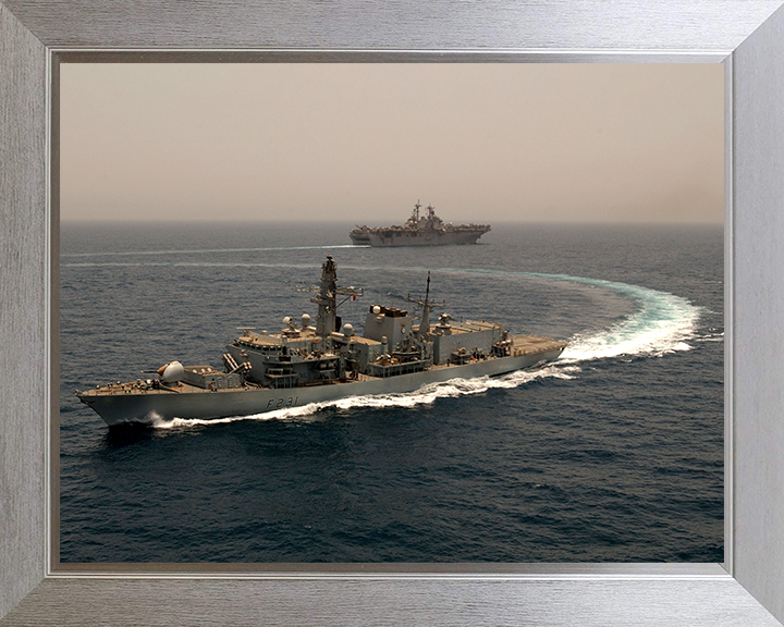 HMS Argyll (F231) Photo Print - Arabian Gulf 2005 - Royal Navy Type 23 Frigate Posters, Prints, & Visual Artwork Hampshire Prints 10 x 8 Silver Frame No