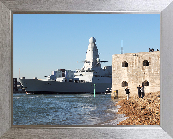 HMS Daring (D32) Royal Navy Type 45 Destroyer Leaving Portsmouth 2012 Photo Print Wall Art Decor Posters, Prints, & Visual Artwork Hampshire Prints 10 x 8 Silver Frame No