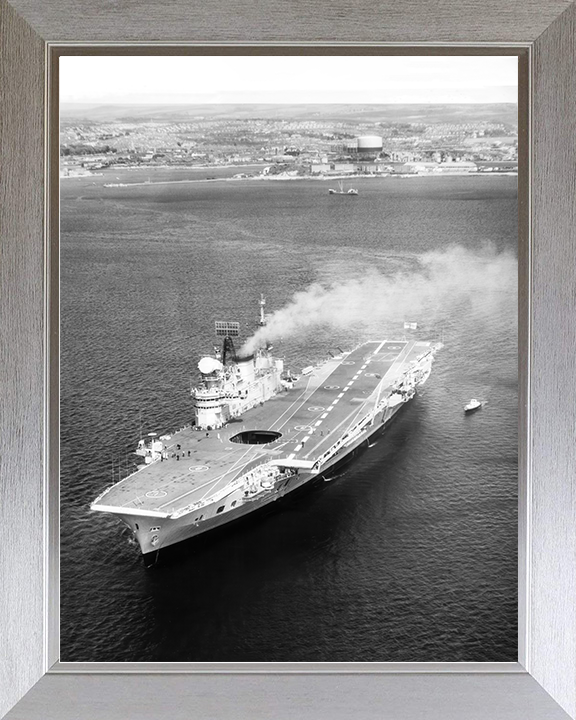HMS Eagle (R05) Royal Navy Audacious Class Aircraft Carrier High Port Bow View Photo Print Wall Art Decor Posters, Prints, & Visual Artwork Hampshire Prints 10 x 8 Silver Frame No